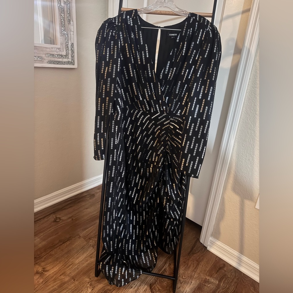 Express Black & Silver NWOT dress. Size XL